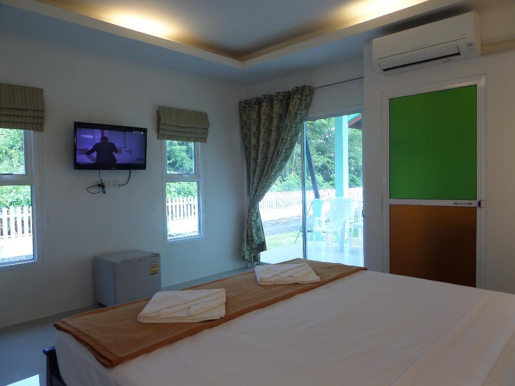 Lanta Triple Novel Otel Ko Lanta Dış mekan fotoğraf