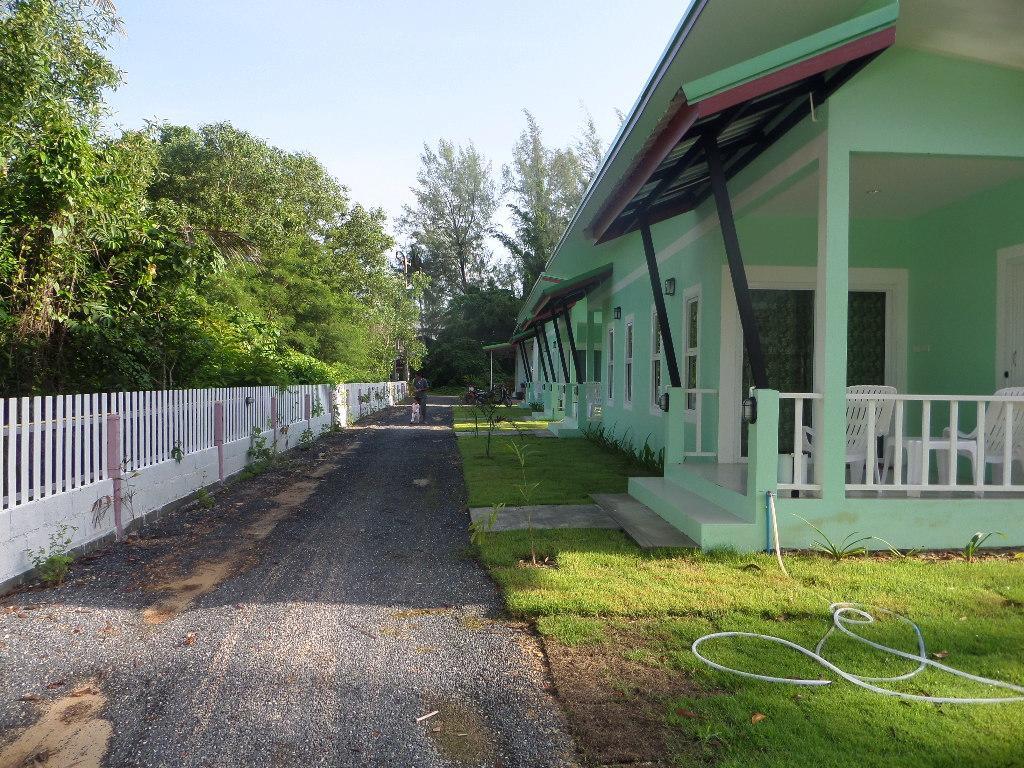 Lanta Triple Novel Otel Ko Lanta Dış mekan fotoğraf