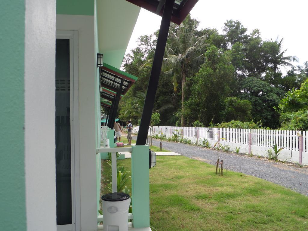 Lanta Triple Novel Otel Ko Lanta Dış mekan fotoğraf