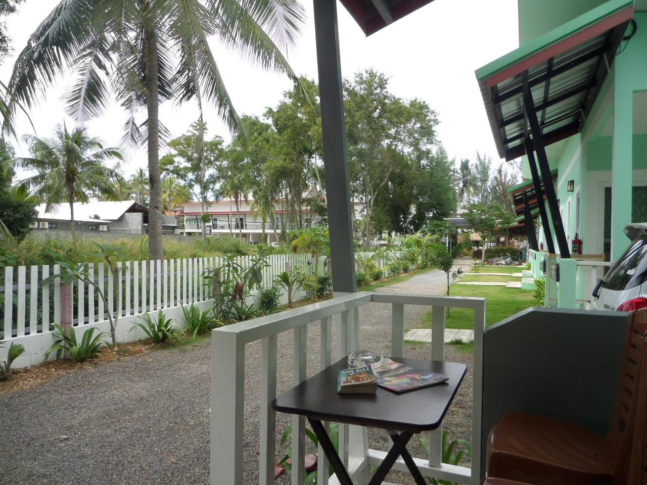 Lanta Triple Novel Otel Ko Lanta Dış mekan fotoğraf